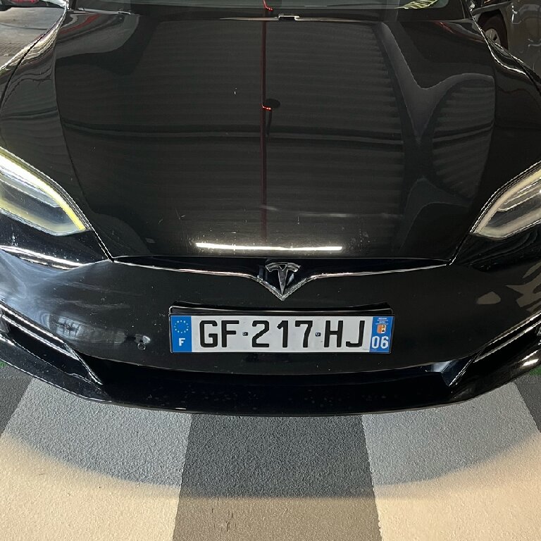 VTC Le Cannet: Tesla