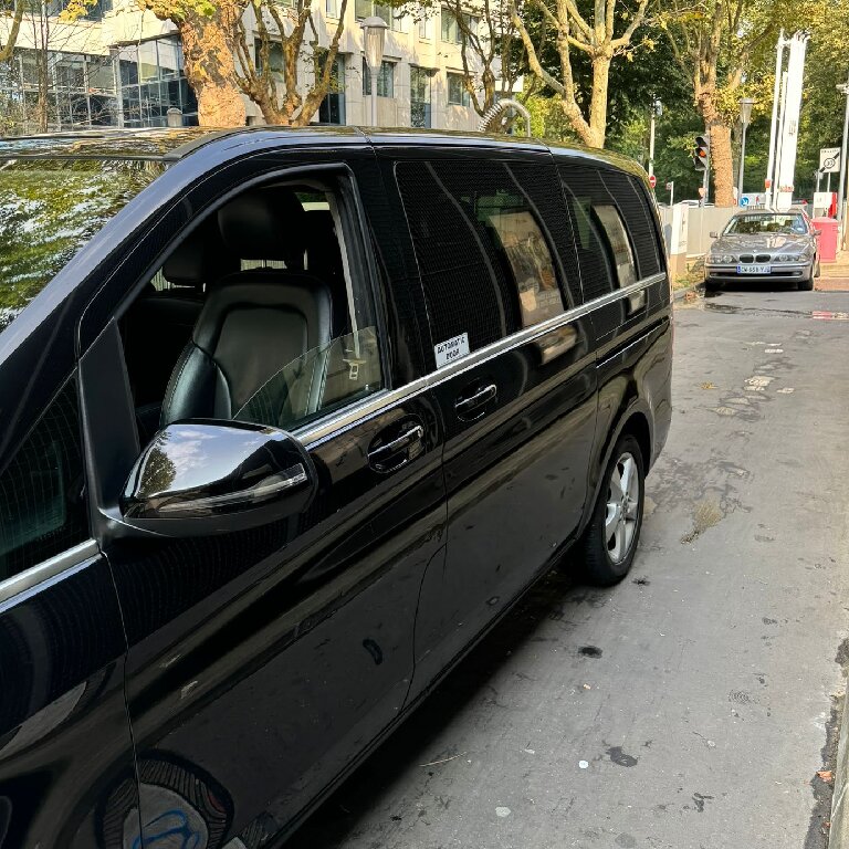 VTC Paris: Mercedes