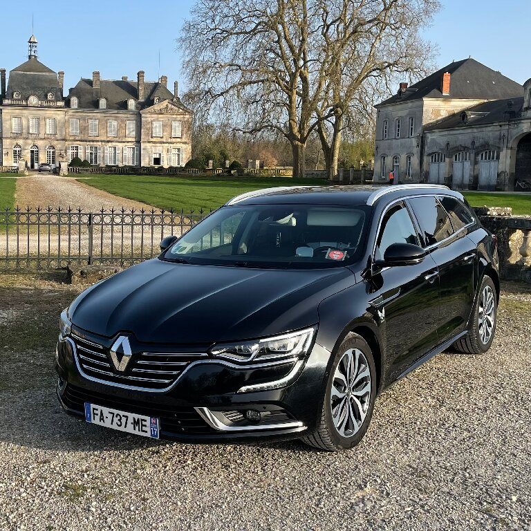 Mietwagen mit Fahrer Landes-sur-Ajon: Renault