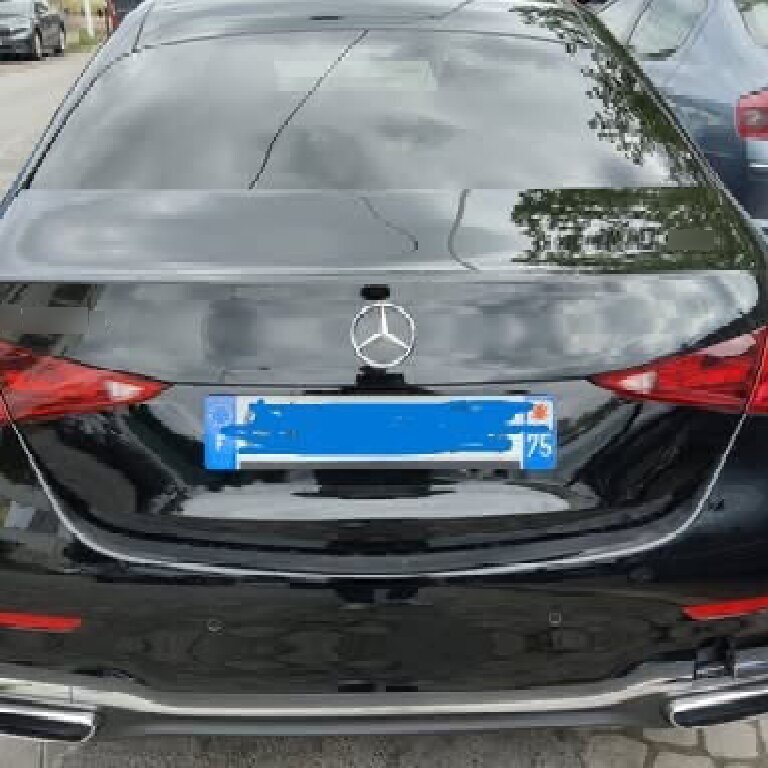 VTC Villeurbanne: Tesla