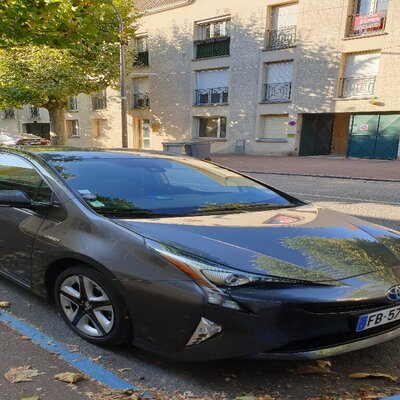 Cab in Évry