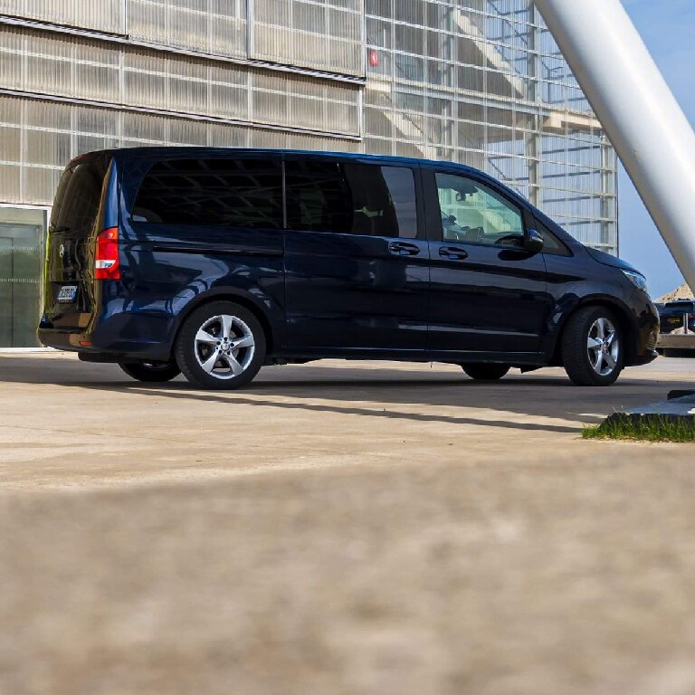 Mietwagen mit Fahrer Dunkerque: Mercedes