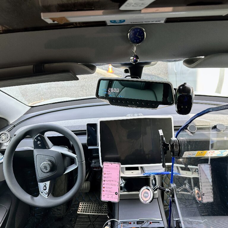 Taxi: Tesla