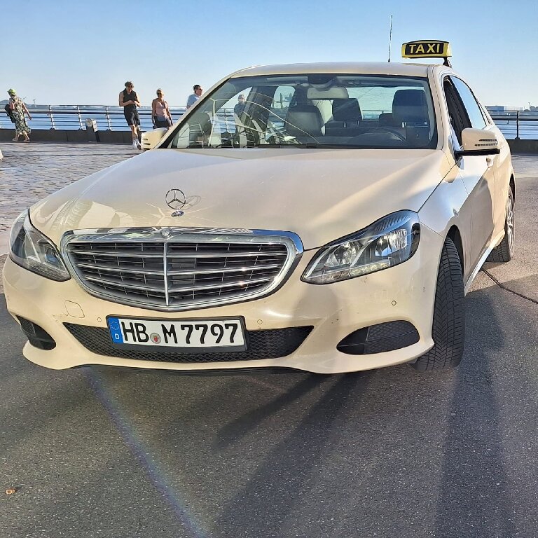 Taxi: Mercedes