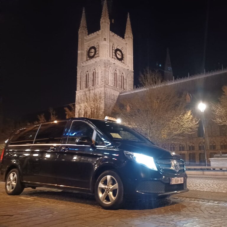 Mietwagen mit Fahrer: Mercedes