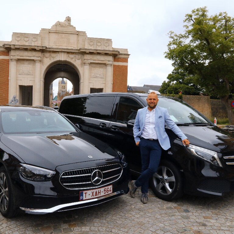 Mietwagen mit Fahrer: Mercedes