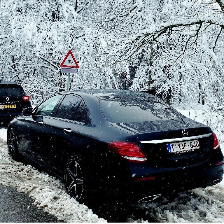 Mietwagen mit Fahrer: Mercedes