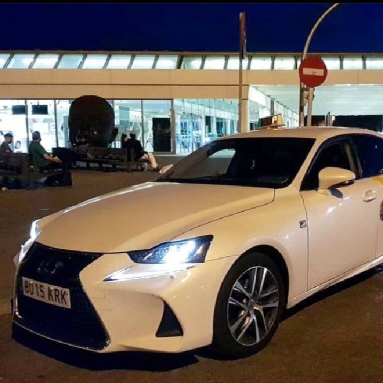 Taxi: Lexus