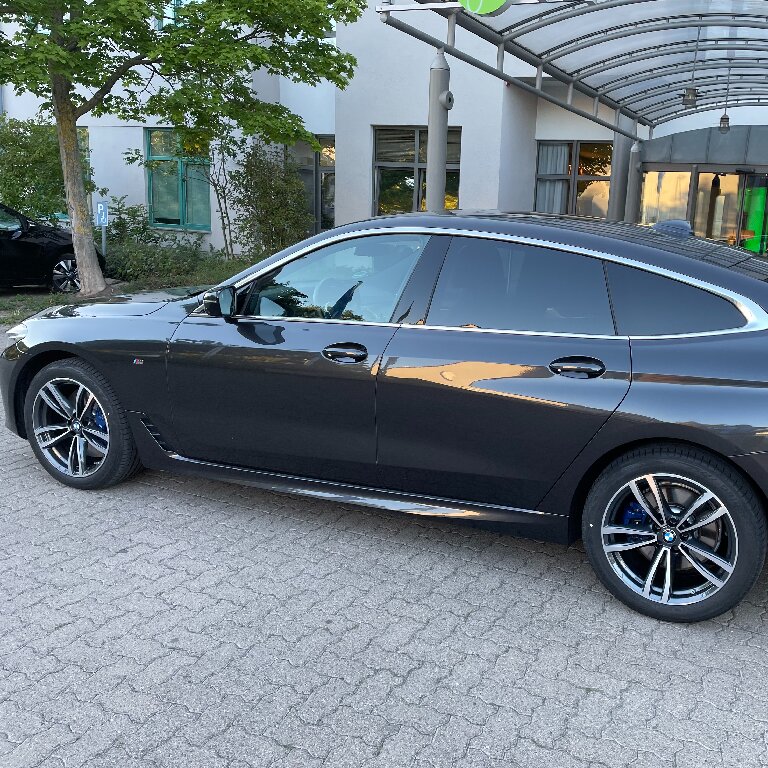 Mietwagen mit Fahrer: BMW