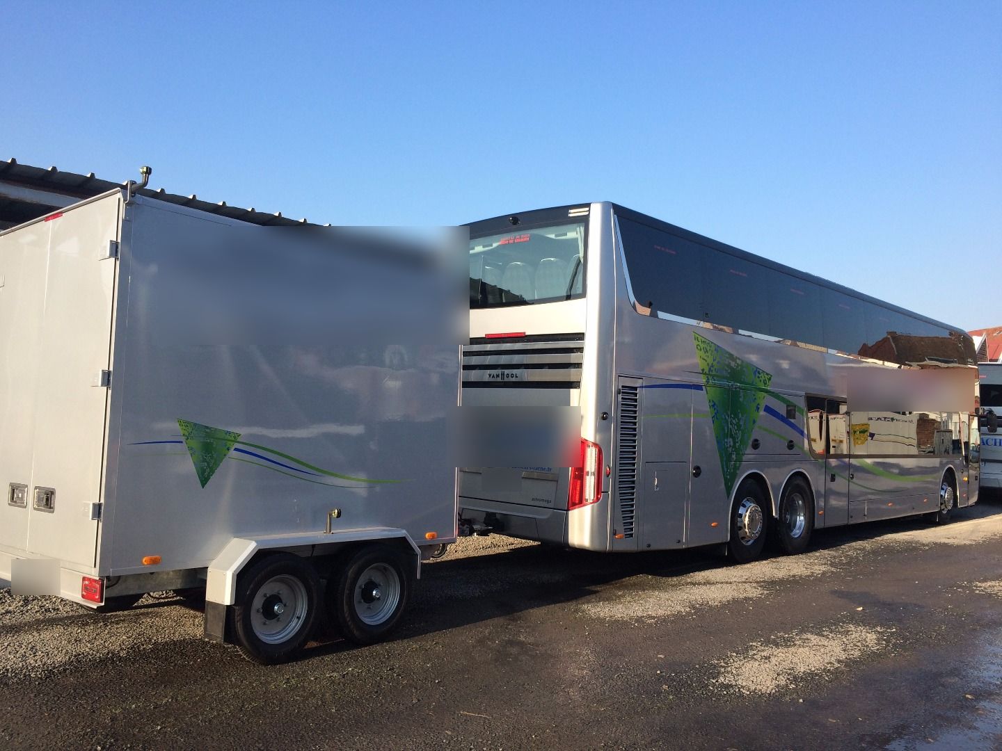 Coach provider Tourcoing: Van Hool