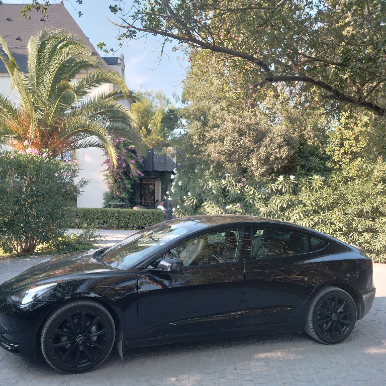 VTC: Tesla