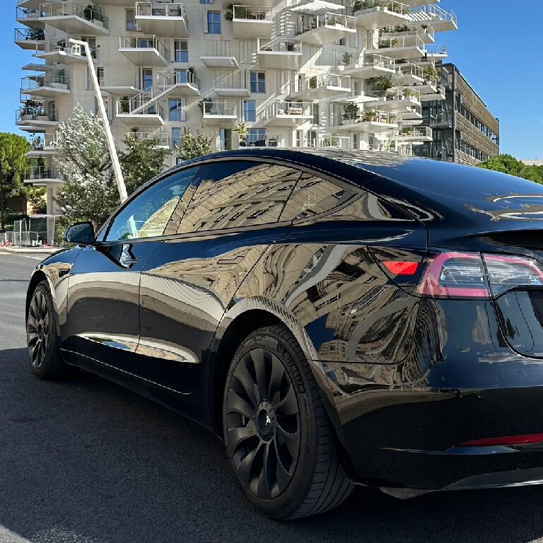VTC: Tesla