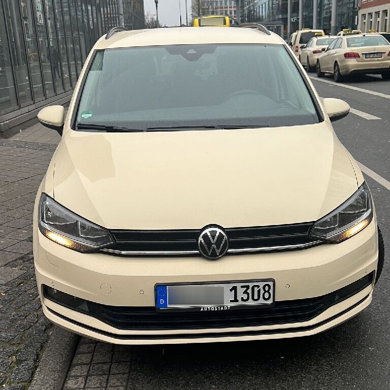 Mietwagen mit Fahrer: Volkswagen