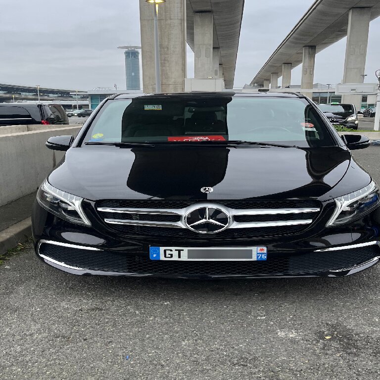 Mietwagen mit Fahrer: Mercedes
