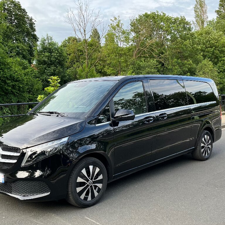 Mietwagen mit Fahrer: Mercedes