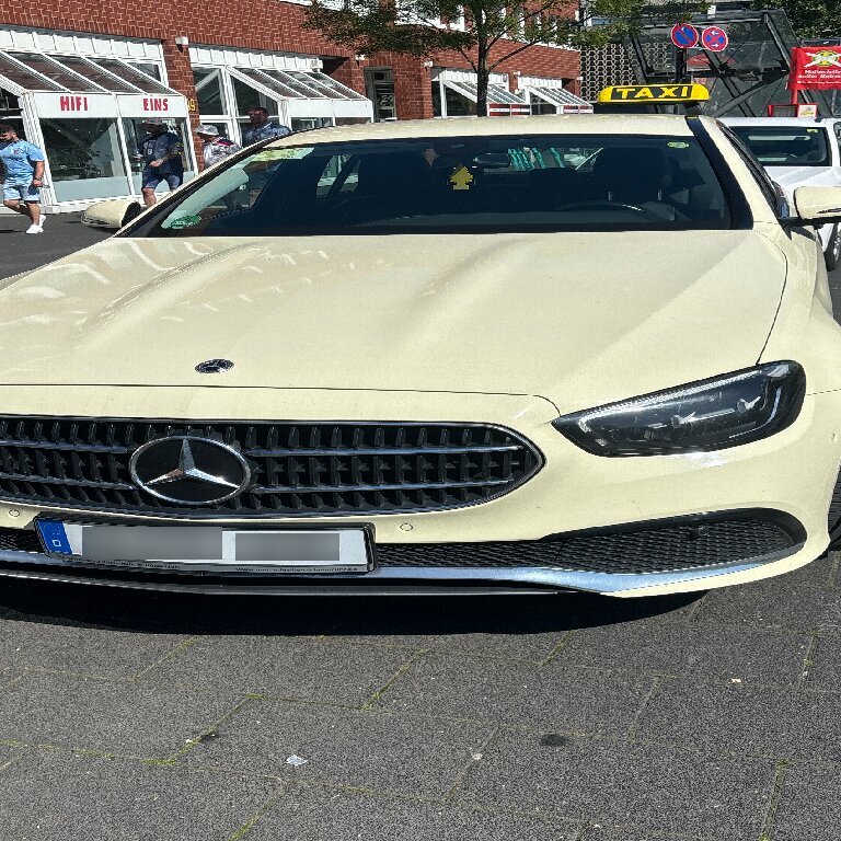 Taxi: Mercedes