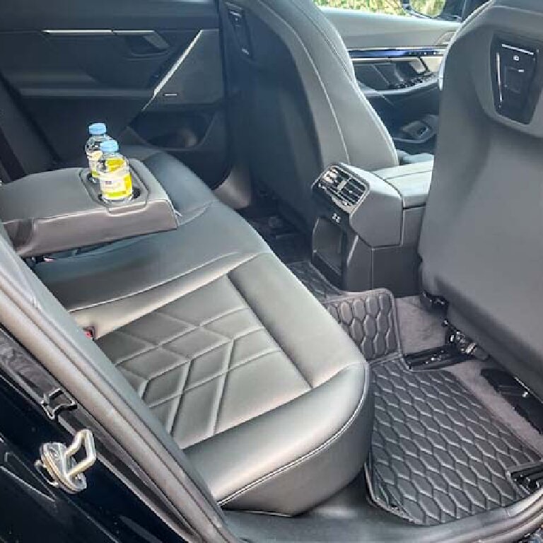 Mietwagen mit Fahrer: BMW