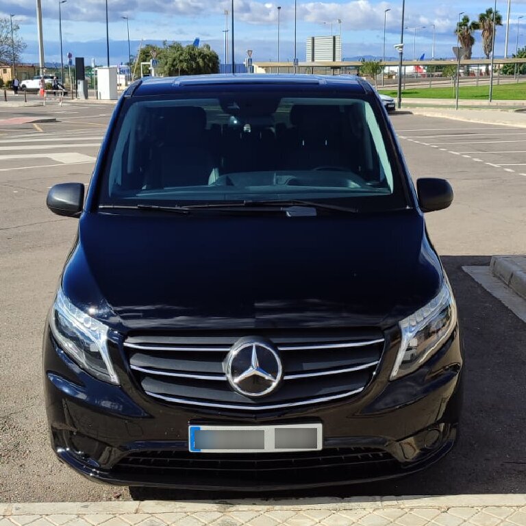 Mietwagen mit Fahrer: Mercedes
