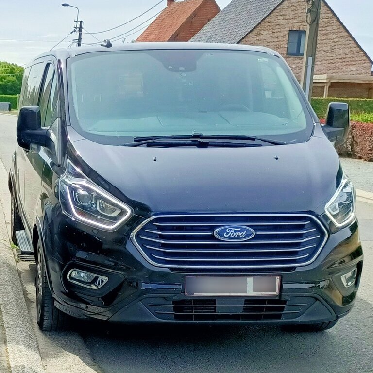 Mietwagen mit Fahrer: Ford