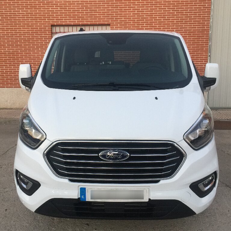 Mietwagen mit Fahrer: Ford