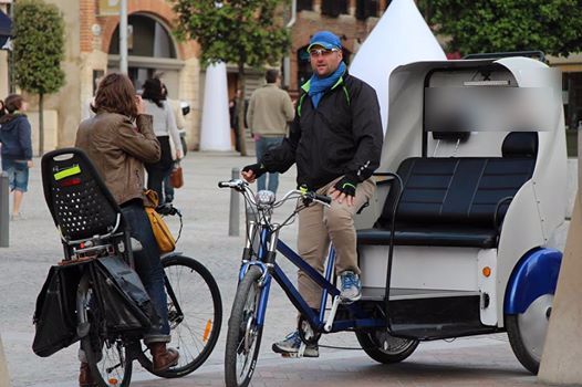 Fahrrad mit Fahrer Albi: 