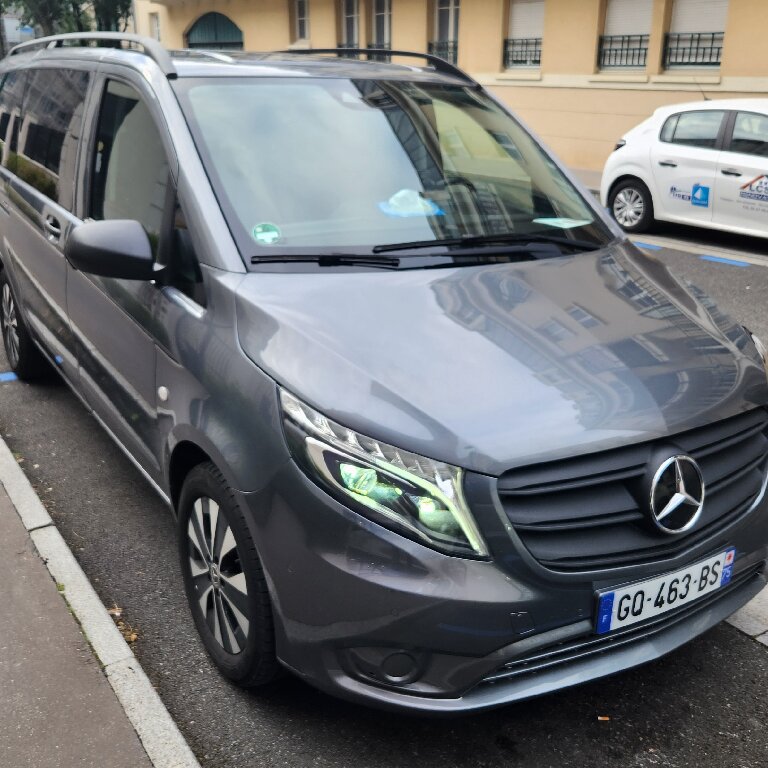 Mietwagen mit Fahrer: Mercedes