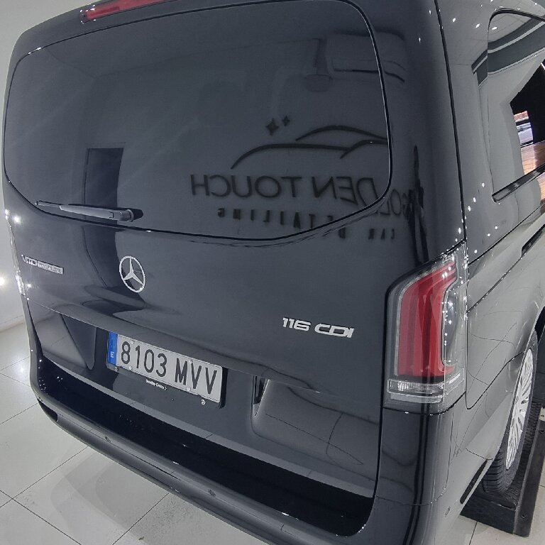 Mietwagen mit Fahrer: Mercedes