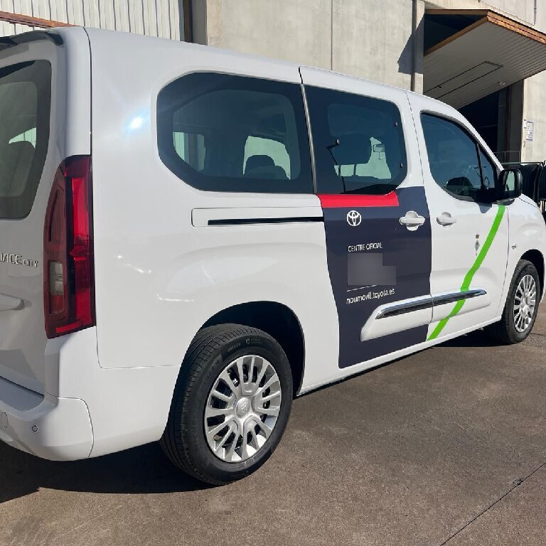 Taxi: Toyota
