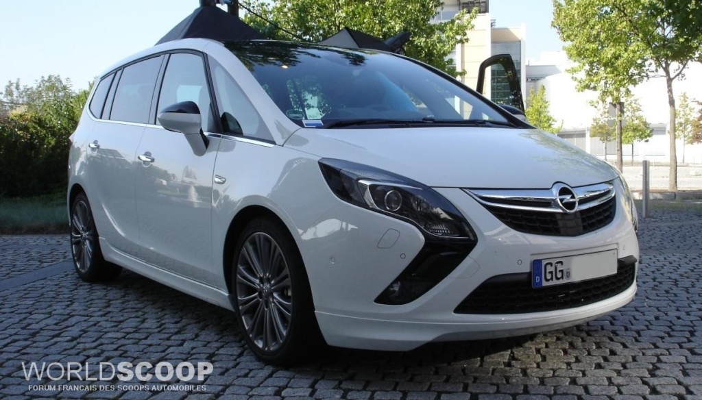 Taxi Auriol: Opel