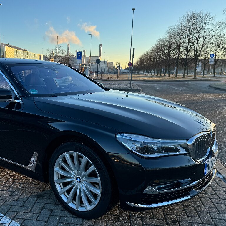 Mietwagen mit Fahrer: BMW