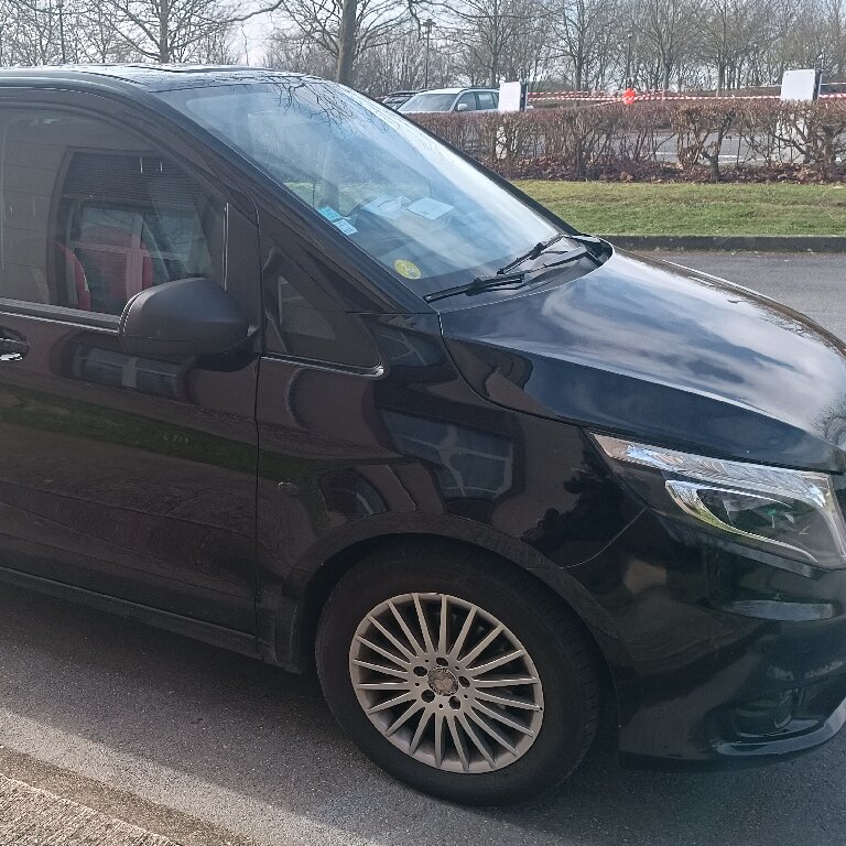 Mietwagen mit Fahrer: Mercedes