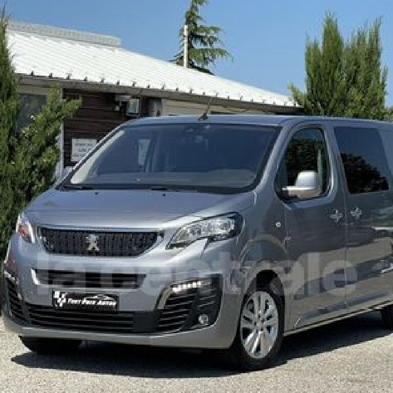 Mietwagen mit Fahrer: Peugeot