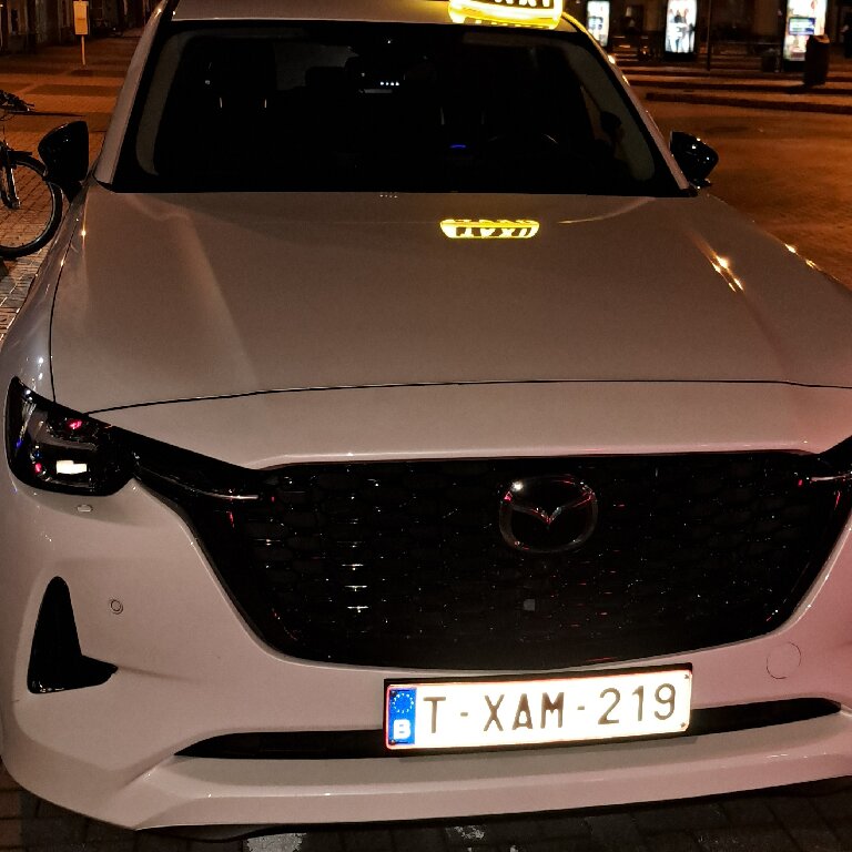 Taxi: Mazda