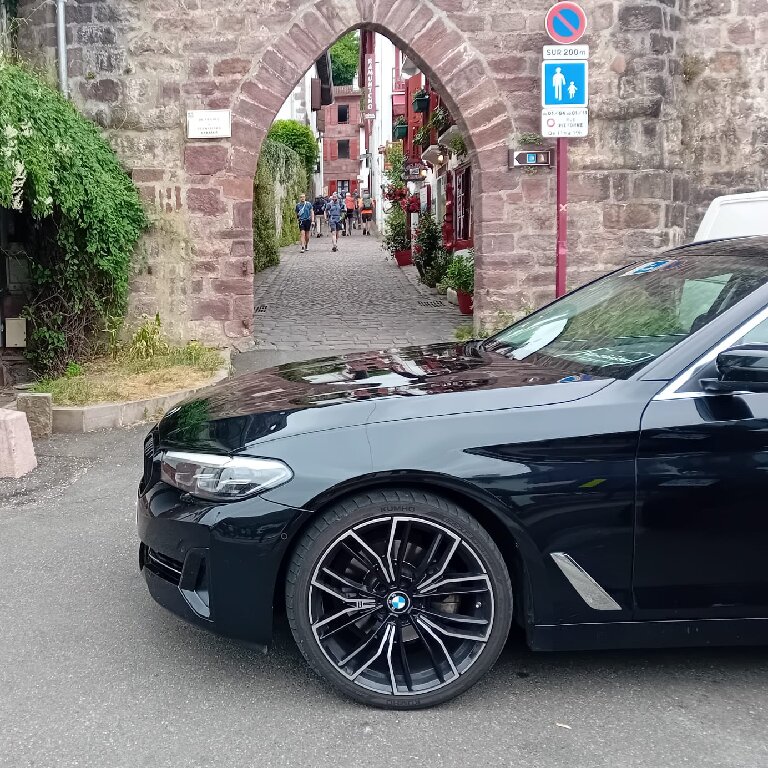Taxi: BMW