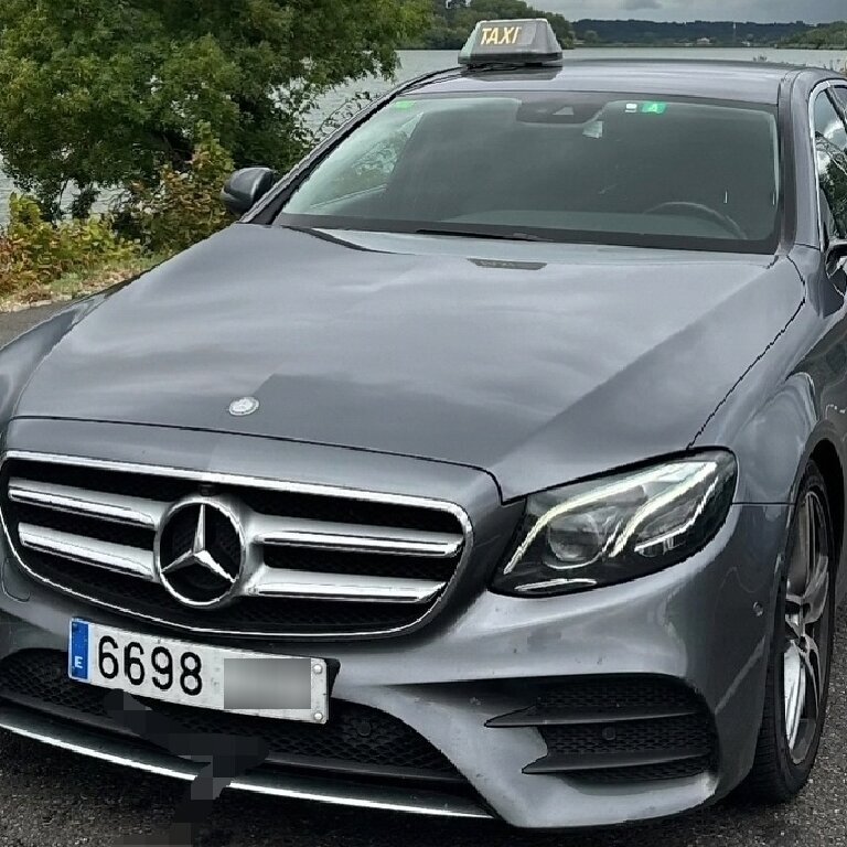 Taxi: Mercedes