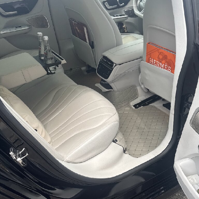 VTC: Mercedes
