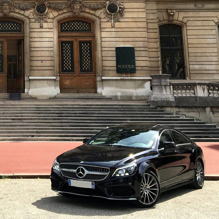 VTC: Mercedes