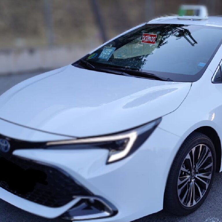 Mietwagen mit Fahrer: Toyota