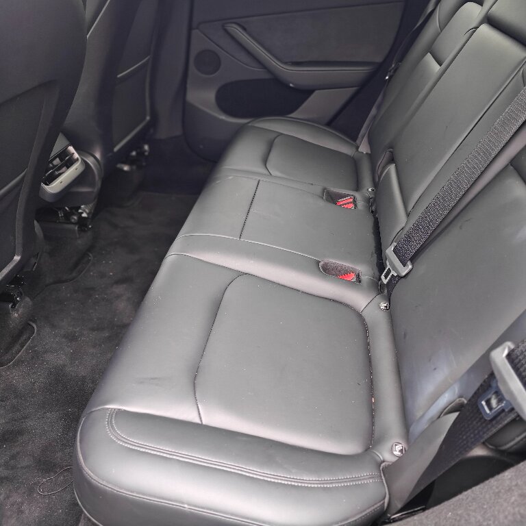 Taxi: Tesla