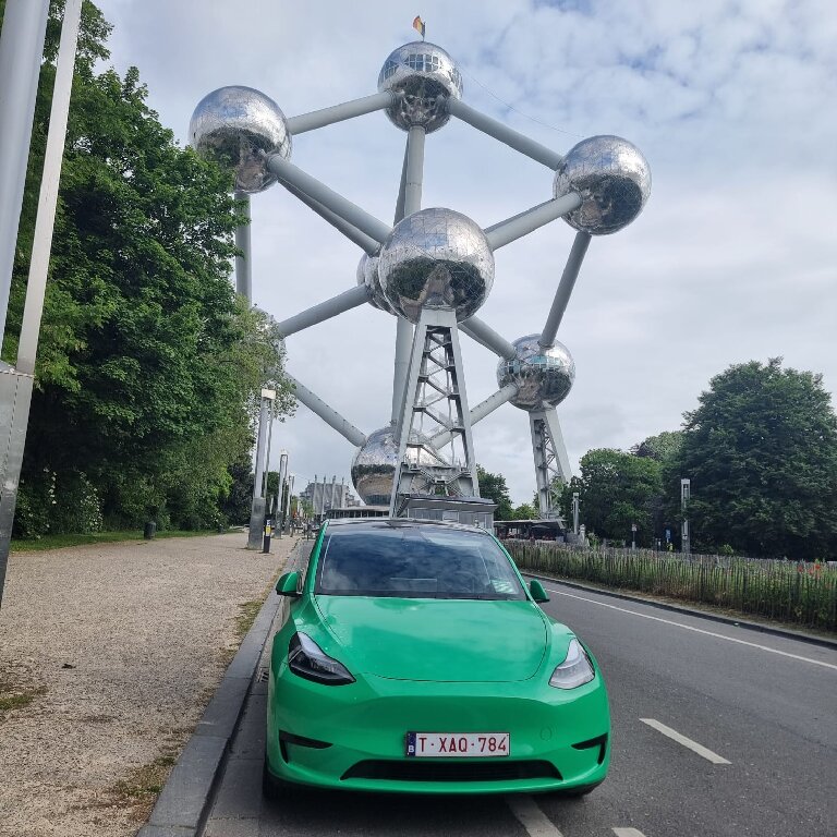 Taxi: Tesla