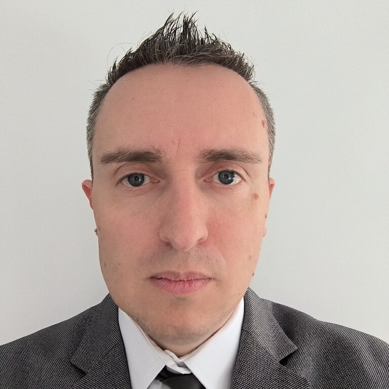 Mietwagen mit Fahrer: Mercedes