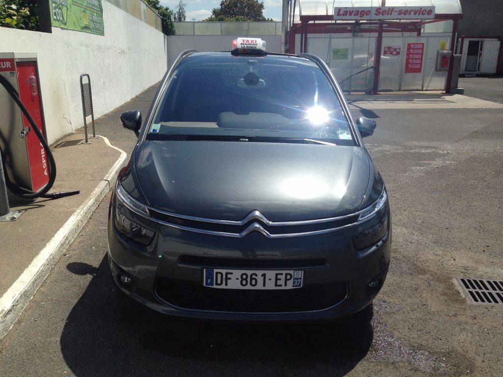 Taxi Beaumont-la-Ronce: Citroën