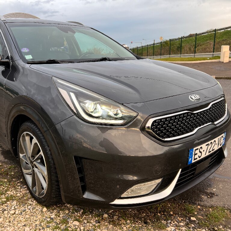 Mietwagen mit Fahrer: Kia