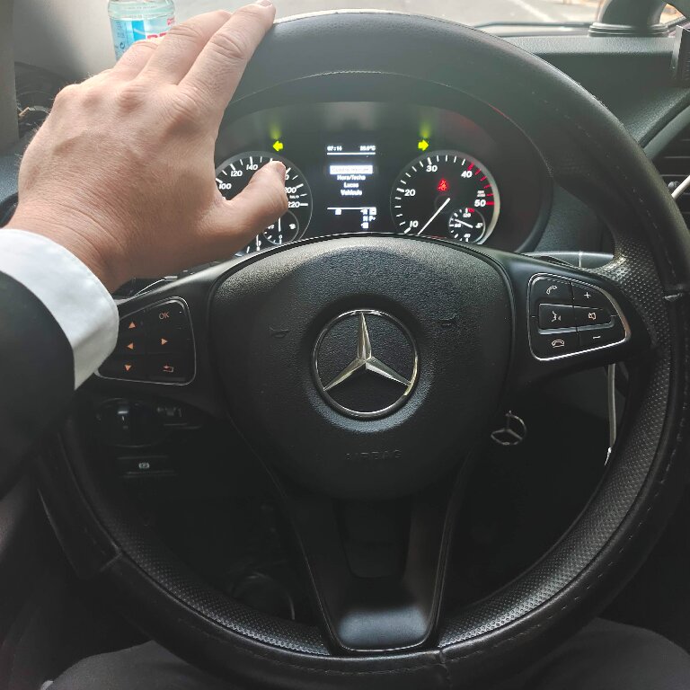 VTC: Mercedes