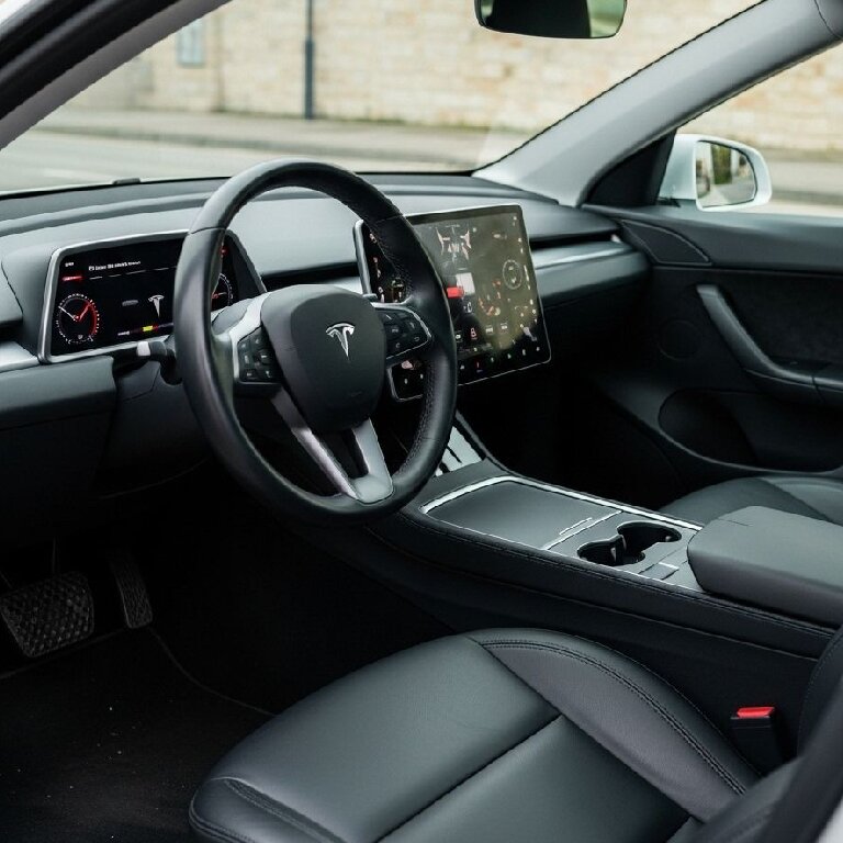VTC: Tesla