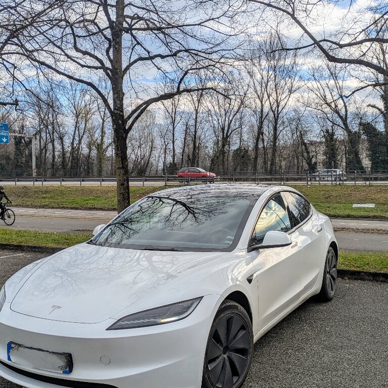 VTC: Tesla