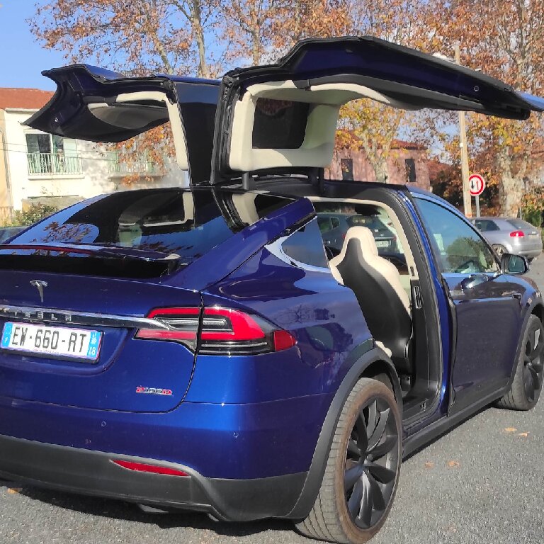 VTC: Tesla