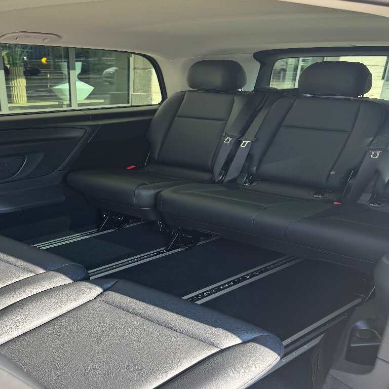 Mietwagen mit Fahrer: Mercedes