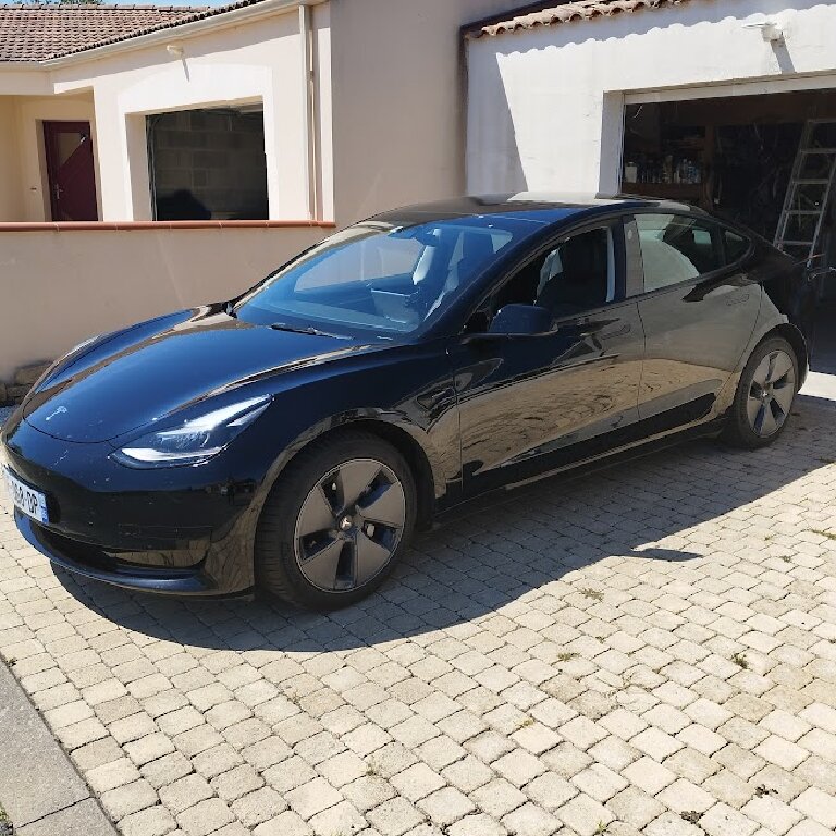 VTC: Tesla