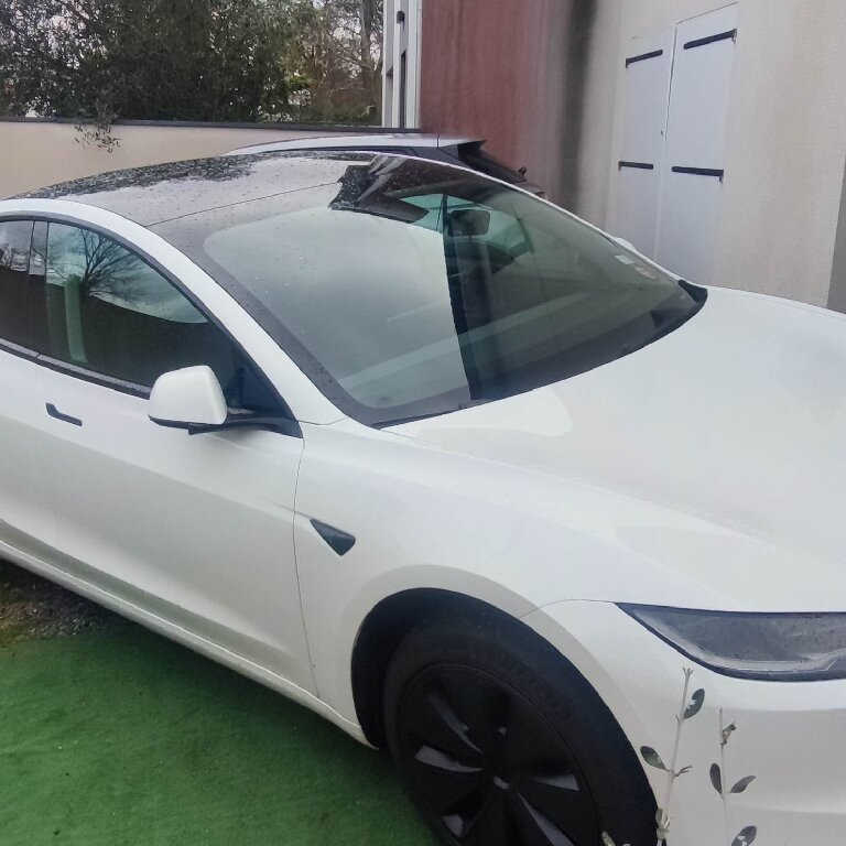 VTC: Tesla